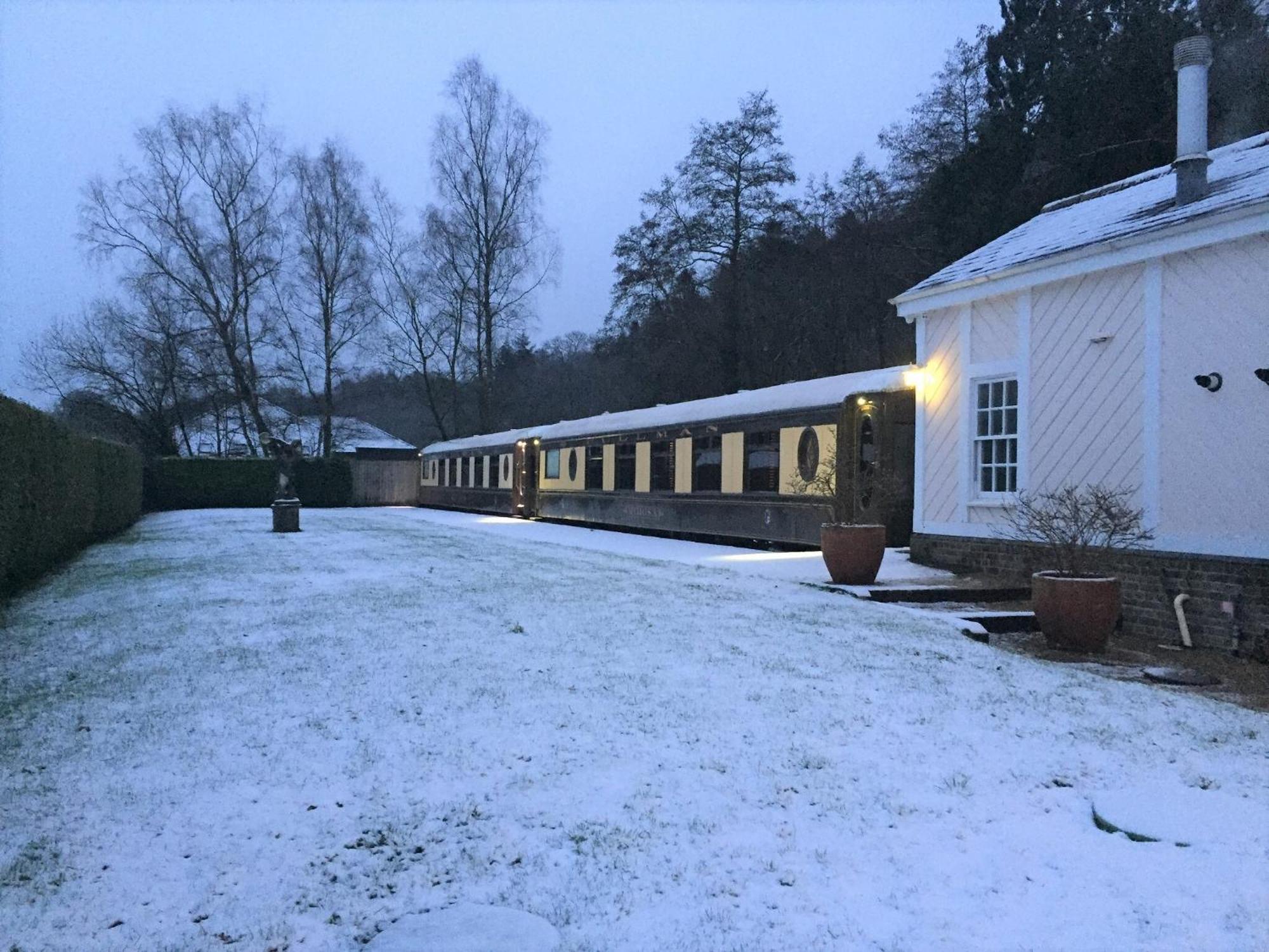 The Old Railway Station Bed and Breakfast Petworth Buitenkant foto