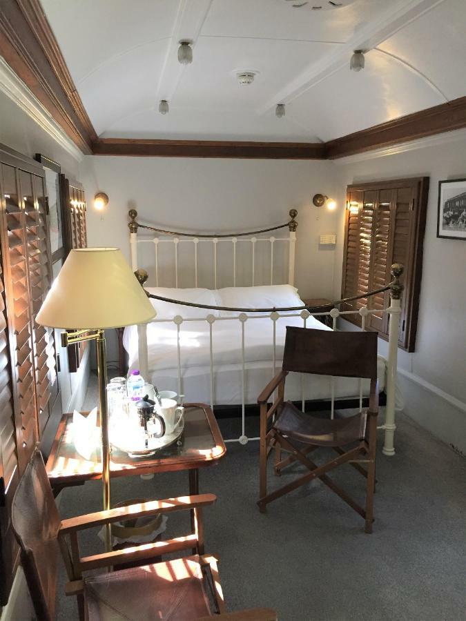 The Old Railway Station Bed and Breakfast Petworth Buitenkant foto