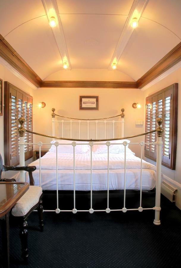 The Old Railway Station Bed and Breakfast Petworth Buitenkant foto